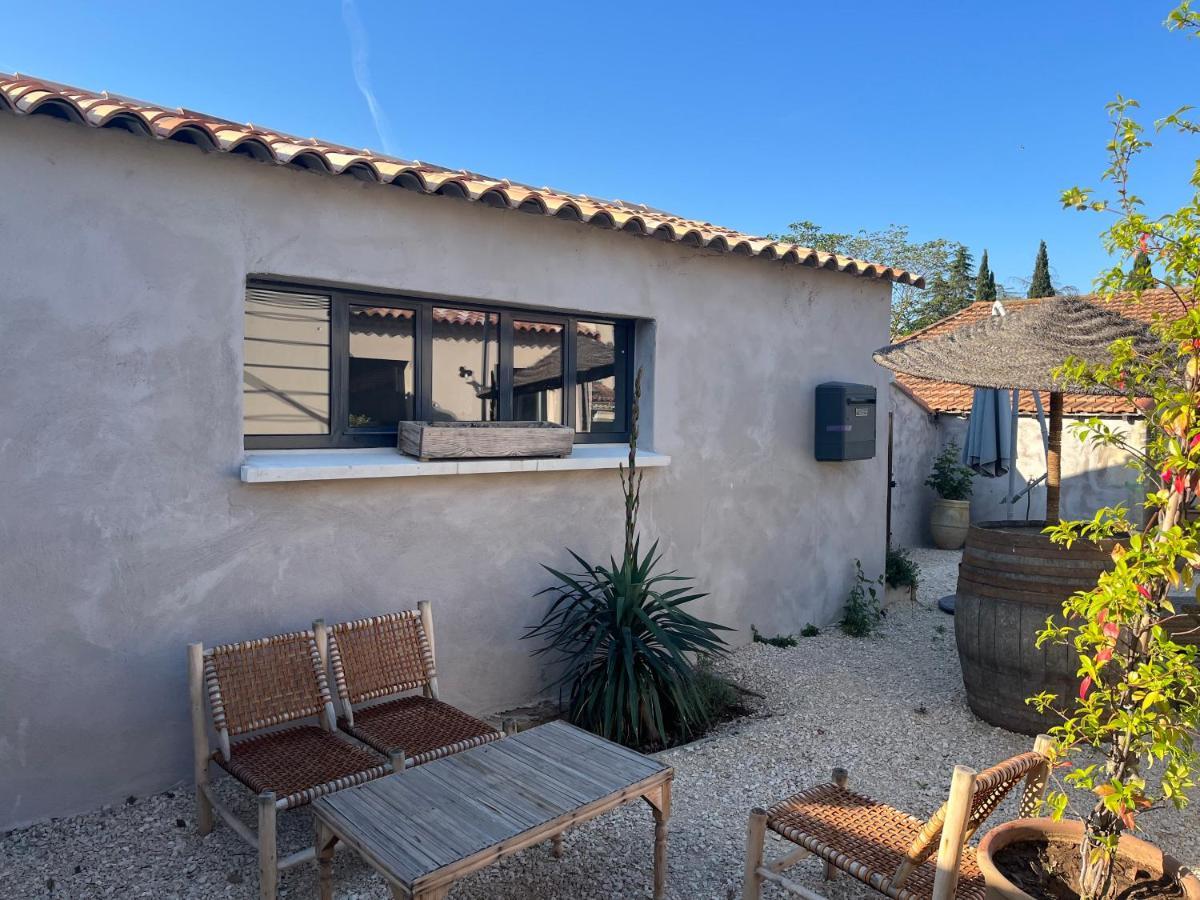 Ferienwohnung Studio Dans Les Alpilles Fontvieille Exterior foto
