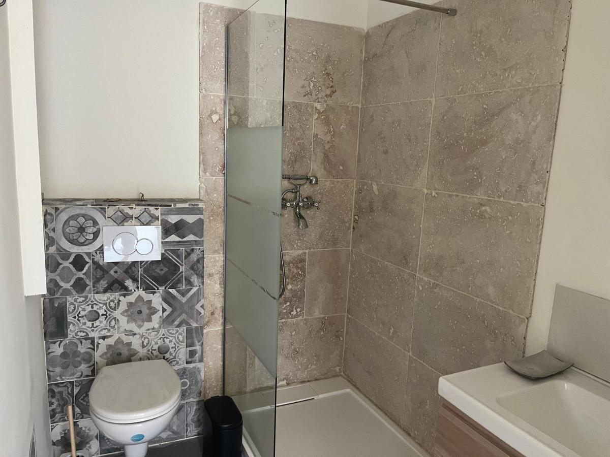 Ferienwohnung Studio Dans Les Alpilles Fontvieille Exterior foto