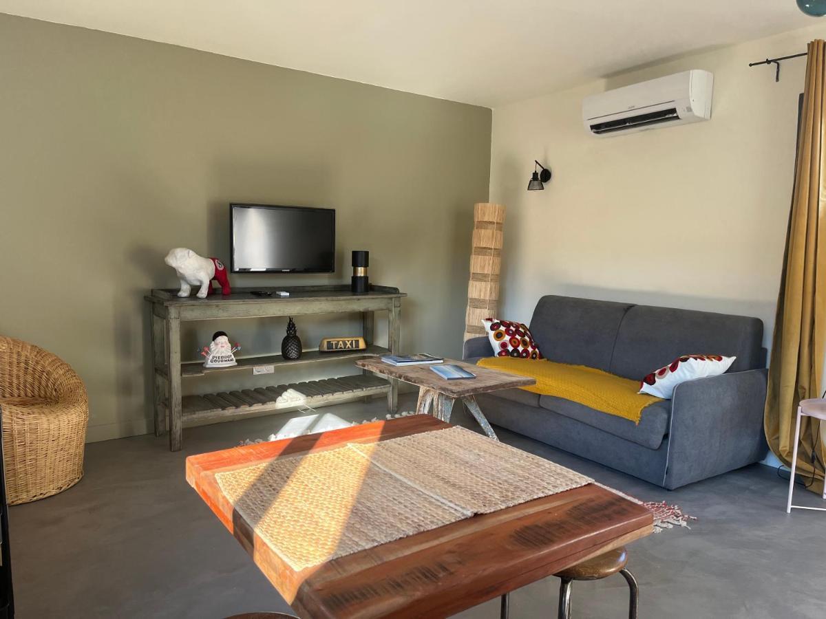 Ferienwohnung Studio Dans Les Alpilles Fontvieille Exterior foto